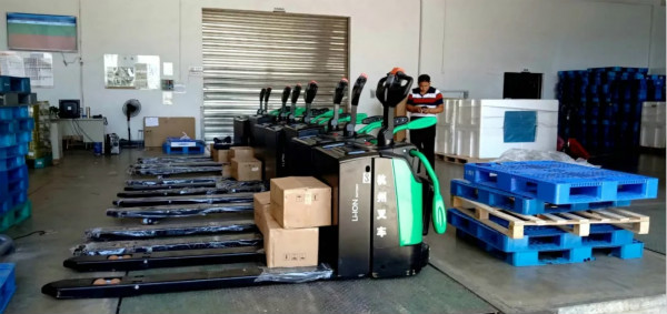 鋰電搬運(yùn)車(chē)